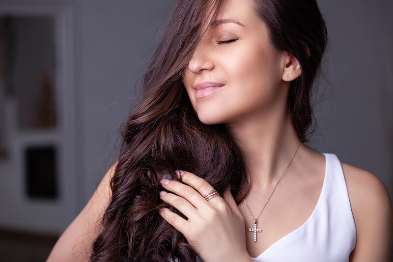 What is biotin plant based with herbs and its benefits to grow healthy strong hair